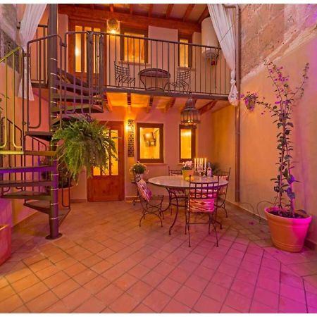 リュックマヨール Boutique Hostal "Born53" Im Stadtkern Von Llucmajor, Mallorcaアパートホテル エクステリア 写真